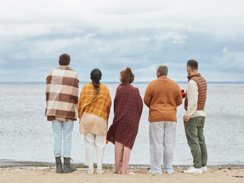 friends-looking-at-lake-minimal-2021-10-11-23-09-49-utc.jpg